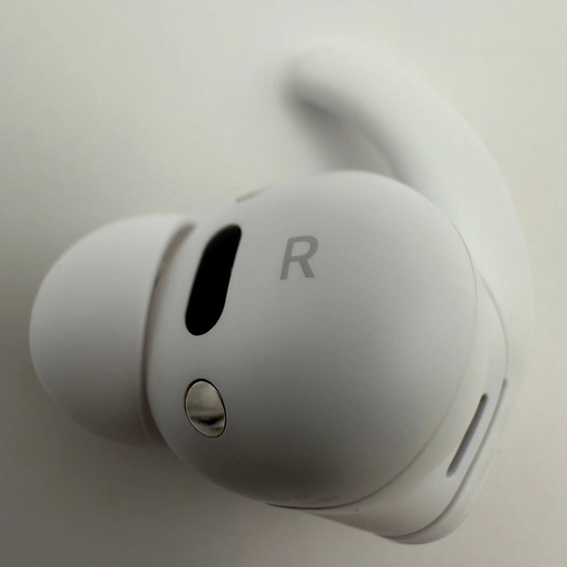 Right Replacement Beats Fit Pro Earbud - SoundBird